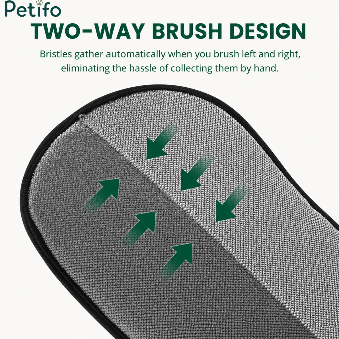 Close-up of the Petifo two-way brush design demonstrating how bristles automatically gather when brushed left and right to eliminate manual hair collection.